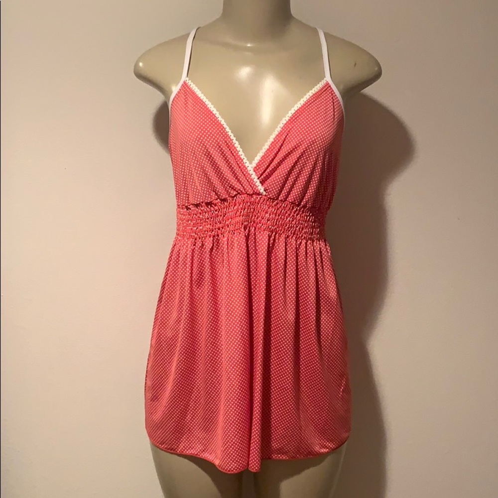 NWOT💋Plunging deep-v tank